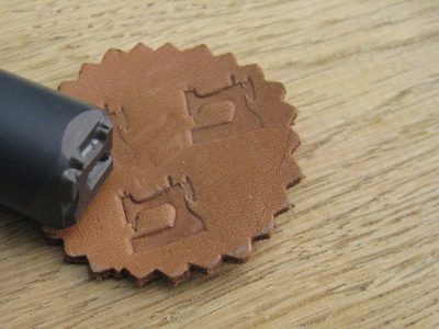 cropped-6-Slagstempel-O16-afdruk-in-leer
